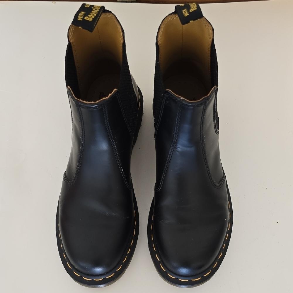 Dr. Martens Chelsea Leather Boots